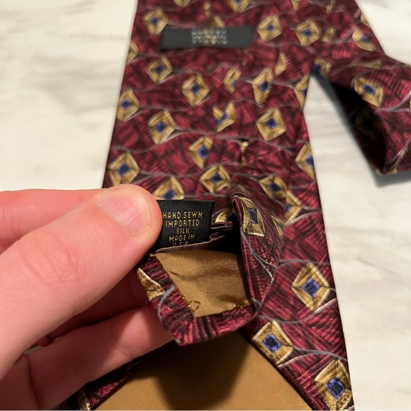 Robert Talbott Studio 100% Silk Abstract Tie - Picture 3 of 5